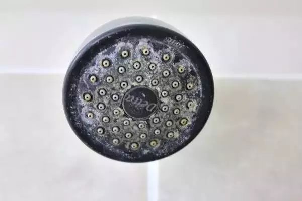 廁所這樣打掃最聰明，又快又省事，愛干凈的女人必看！