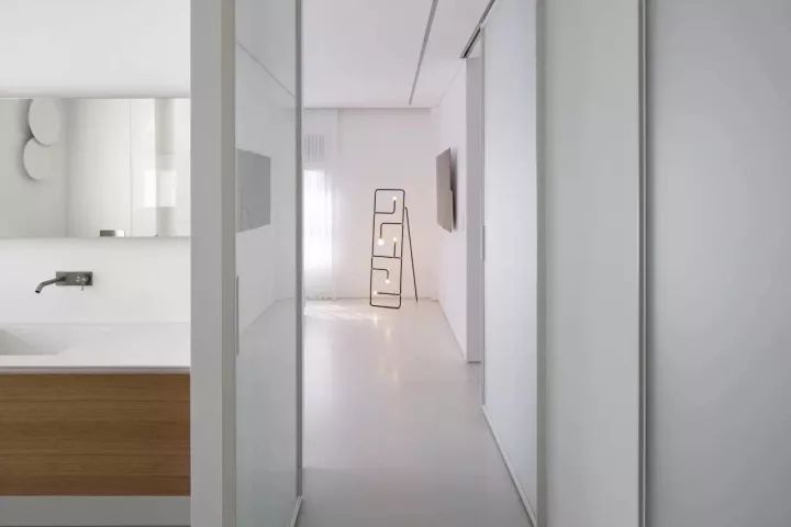 簡約大美，所以留白