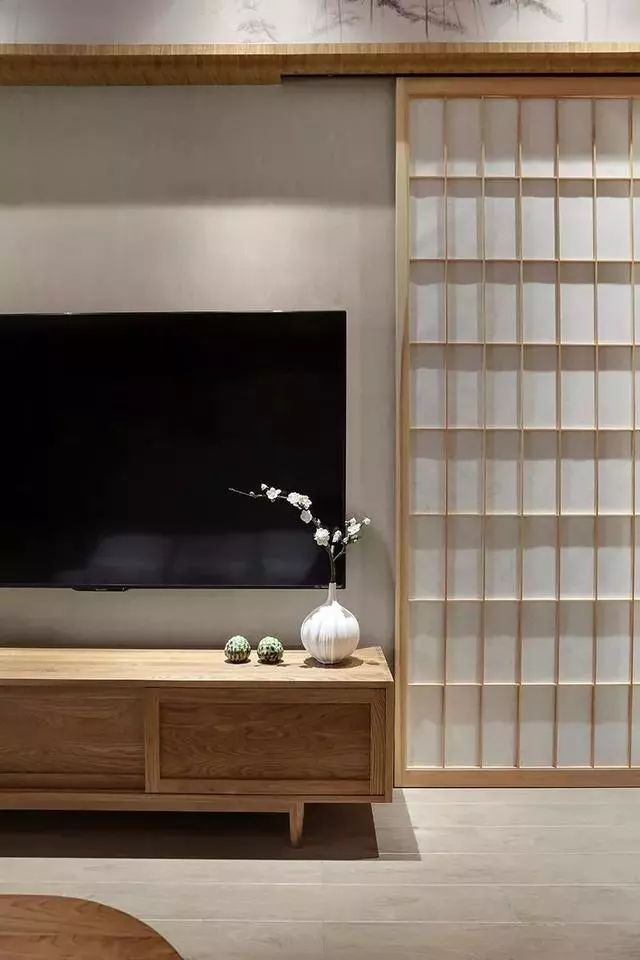 簡約現(xiàn)代三居 干練客廳溫馨兒童房
