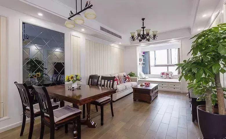 客廳連著餐廳，該如何去分割空間呢？