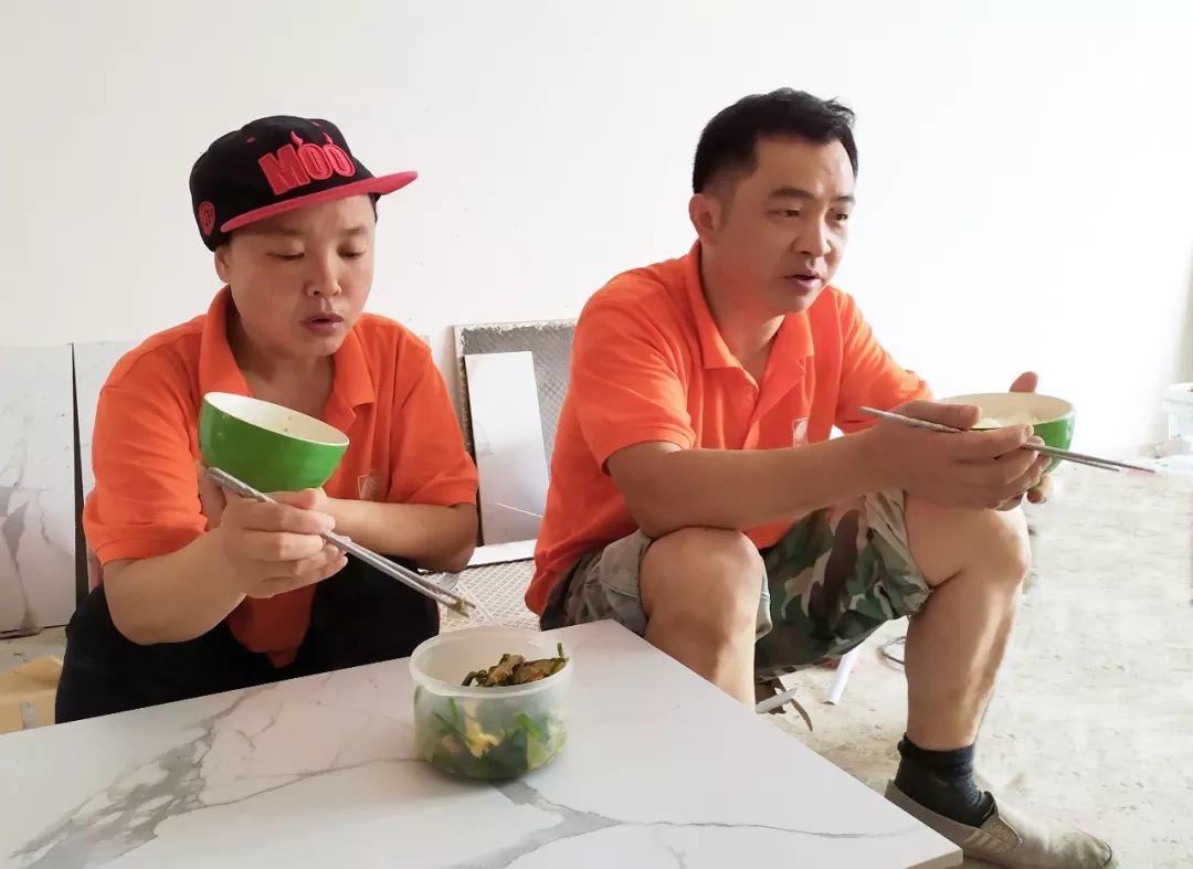 以初心·致匠心|朱秀東夫妻：腳踏實(shí)地，在平凡中堅(jiān)守。