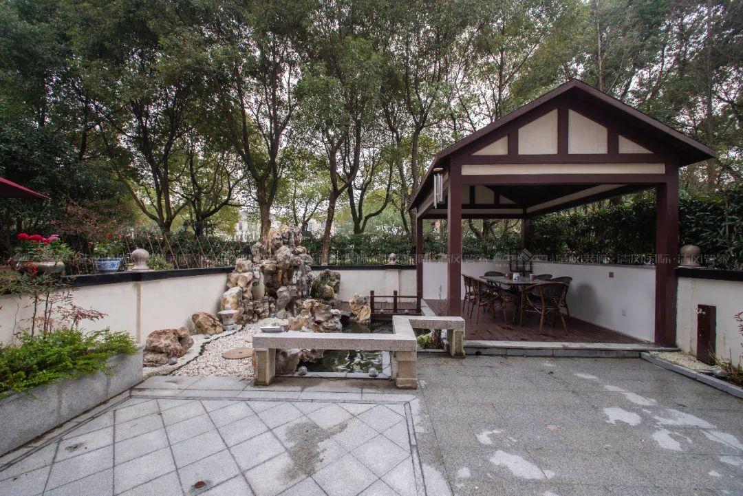 賞·析|剔除羈絆，一屋三餐四季，隨心而活。