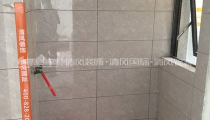 龍湖時(shí)代天街瓦工階段