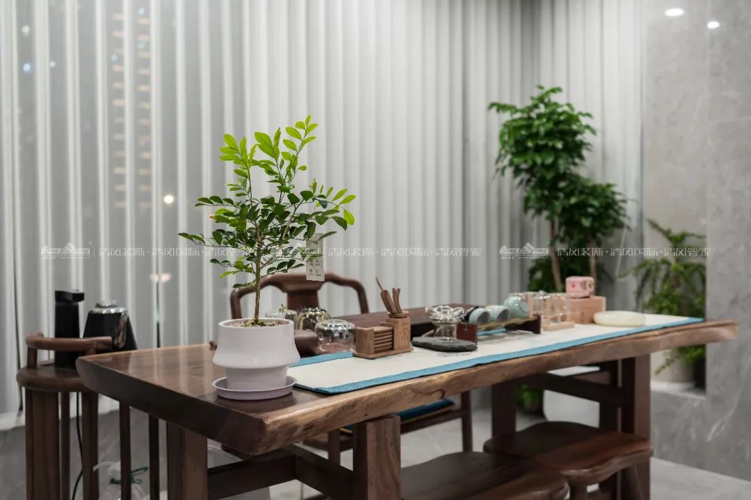 賞·析|200㎡現(xiàn)代簡約，精致舒適有態(tài)度！