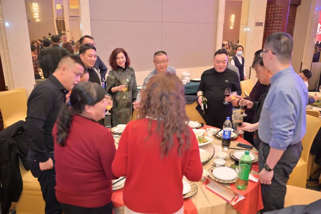 龍騰年·秉初心·創(chuàng)未來|清風(fēng)裝飾25周年主題年會(huì)圓滿成功！