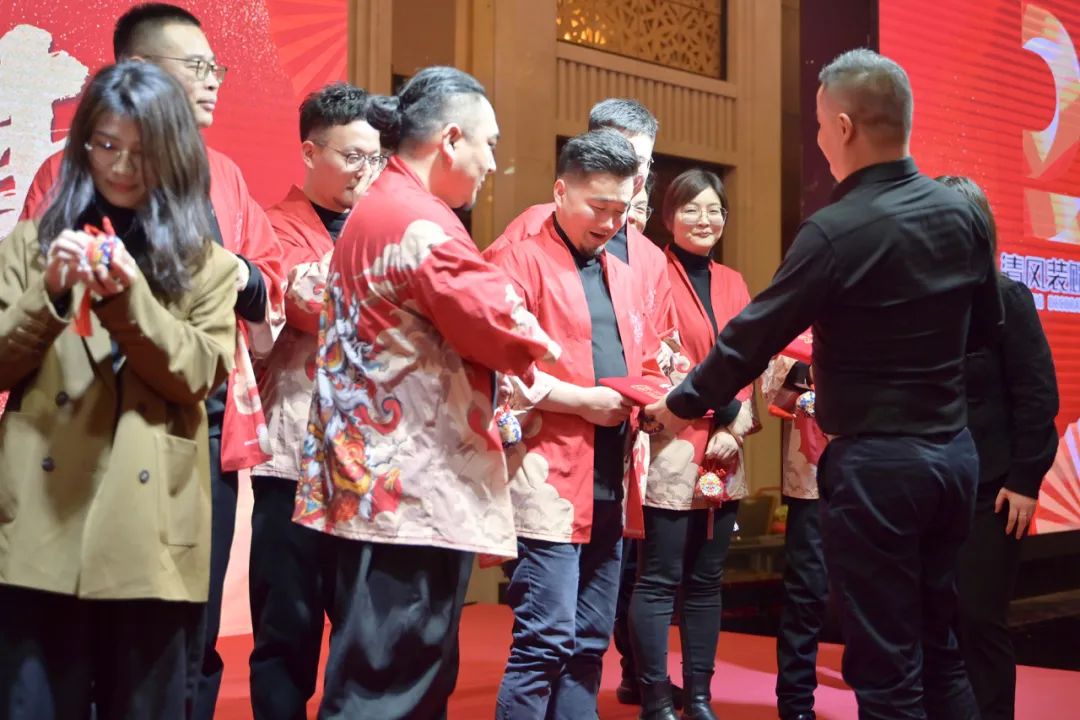 龍騰年·秉初心·創(chuàng)未來|清風(fēng)裝飾25周年主題年會(huì)圓滿成功！