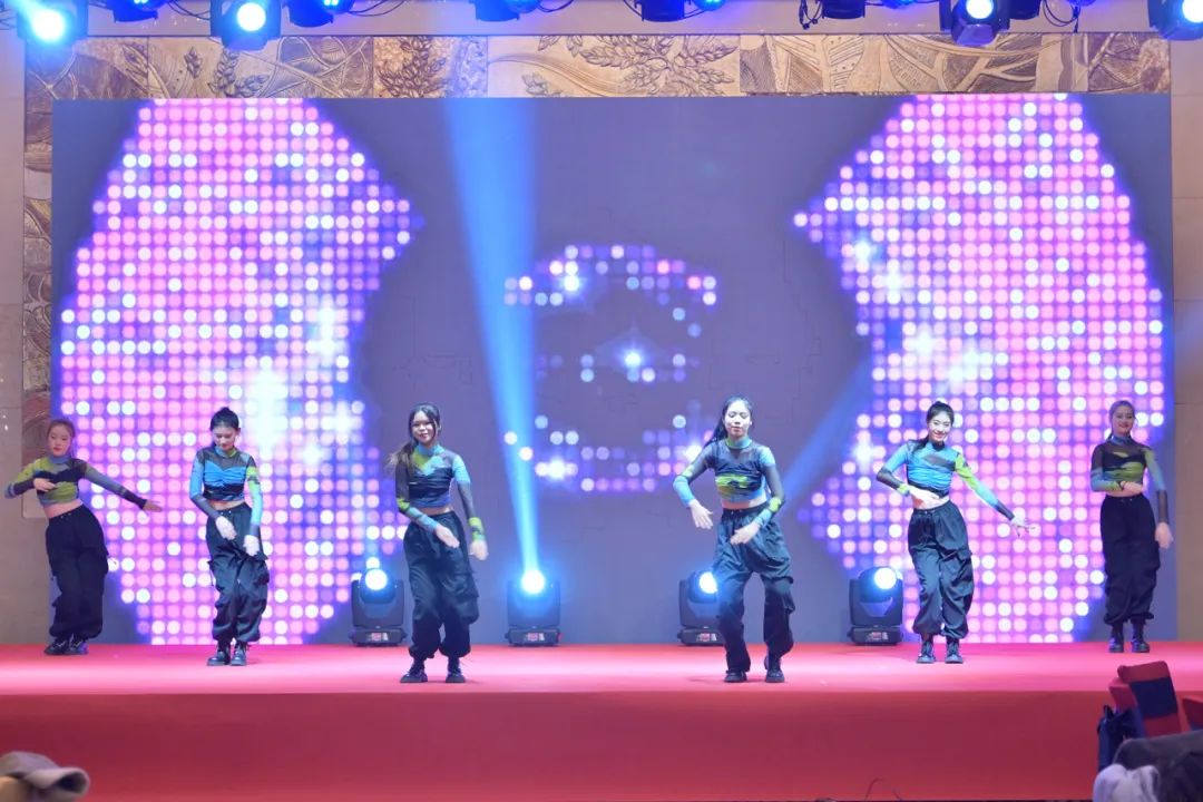 龍騰年·秉初心·創(chuàng)未來|清風(fēng)裝飾25周年主題年會(huì)圓滿成功！