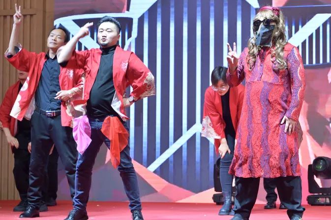 龍騰年·秉初心·創(chuàng)未來|清風(fēng)裝飾25周年主題年會(huì)圓滿成功！