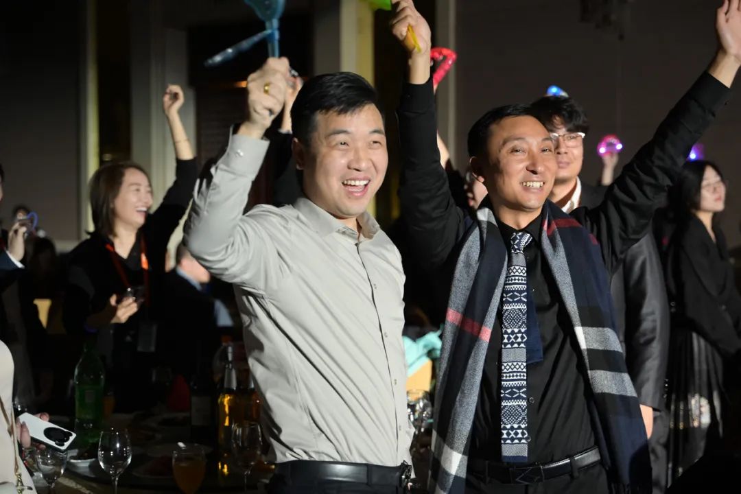 龍騰年·秉初心·創(chuàng)未來|清風(fēng)裝飾25周年主題年會(huì)圓滿成功！