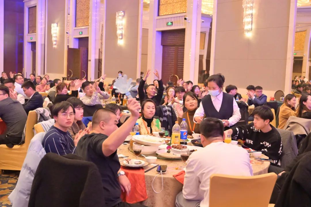 龍騰年·秉初心·創(chuàng)未來|清風(fēng)裝飾25周年主題年會(huì)圓滿成功！