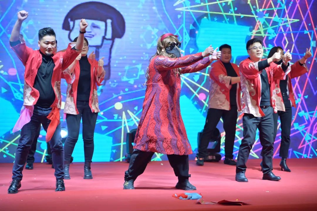 龍騰年·秉初心·創(chuàng)未來|清風(fēng)裝飾25周年主題年會(huì)圓滿成功！