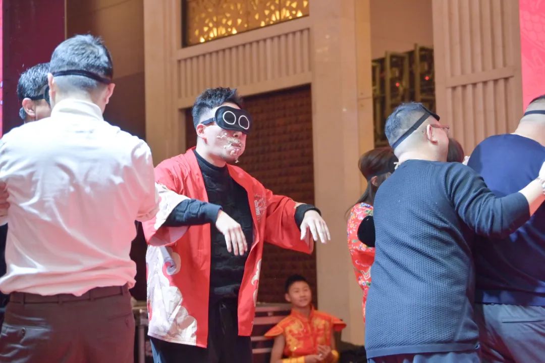 龍騰年·秉初心·創(chuàng)未來|清風(fēng)裝飾25周年主題年會(huì)圓滿成功！