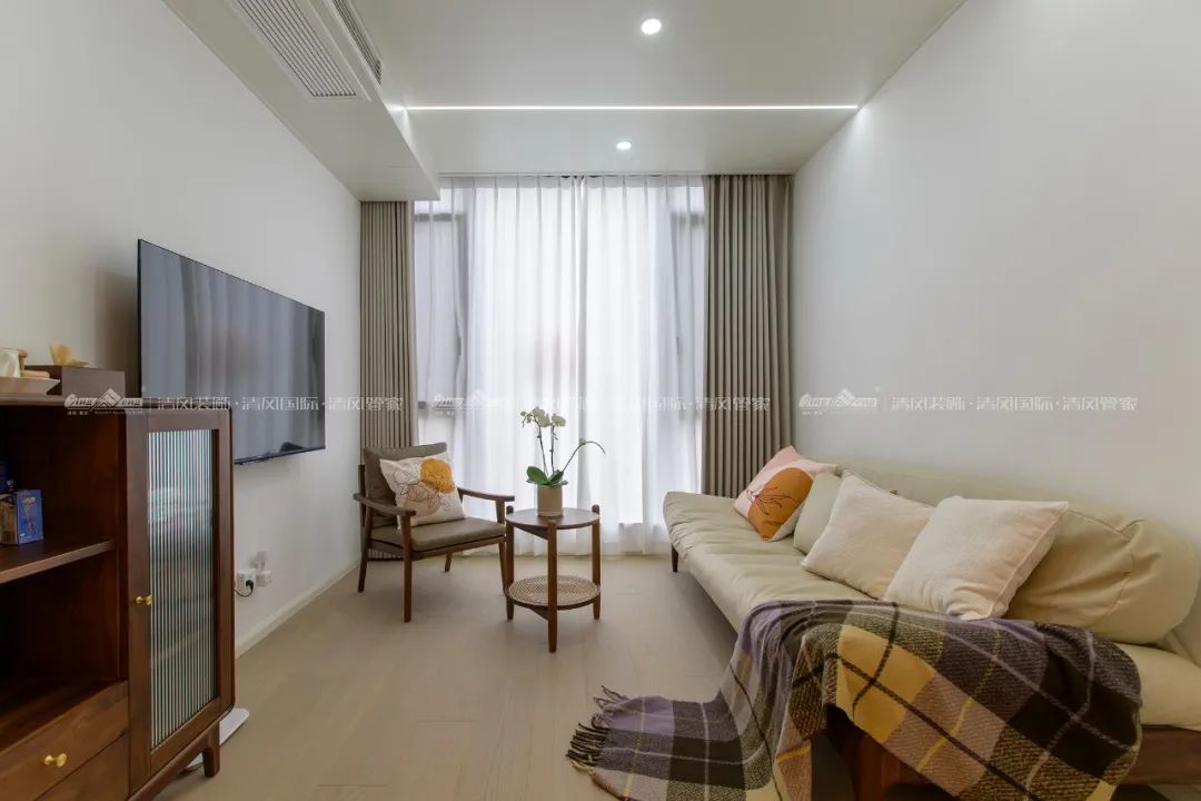賞·析|220㎡古典現(xiàn)代簡(jiǎn)約，每1㎡都充滿溫馨詩(shī)意！