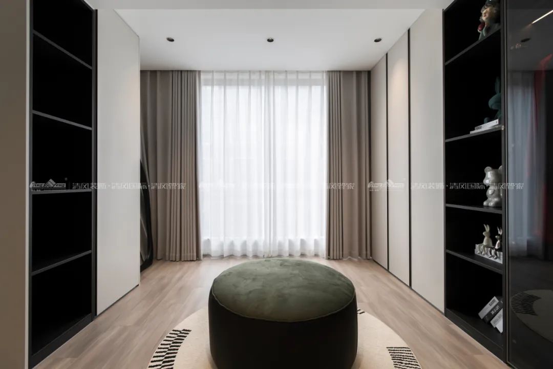 賞·析|396㎡現(xiàn)代簡(jiǎn)約，自由之邸